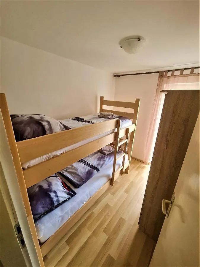 Сasa de vacaciones Villa Semi Detached House Darinka By El-Pi Tours Bajcici